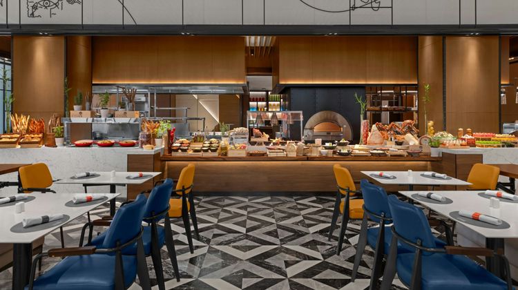 Sheraton Manila Bay Restaurant