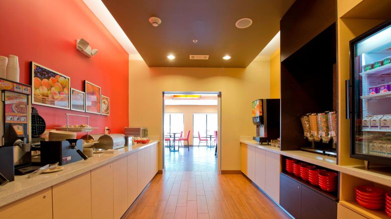 <b>TownePlace Suites Newnan Restaurant</b>. Images powered by <a href="https://www.leonardoworldwide.com/" title="Leonardo Worldwide" target="_blank">Leonardo</a>.