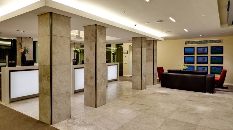 <b>Protea Hotel Breakwater Lodge Lobby</b>. Images powered by <a href="https://www.leonardoworldwide.com/" title="Leonardo Worldwide" target="_blank">Leonardo</a>.