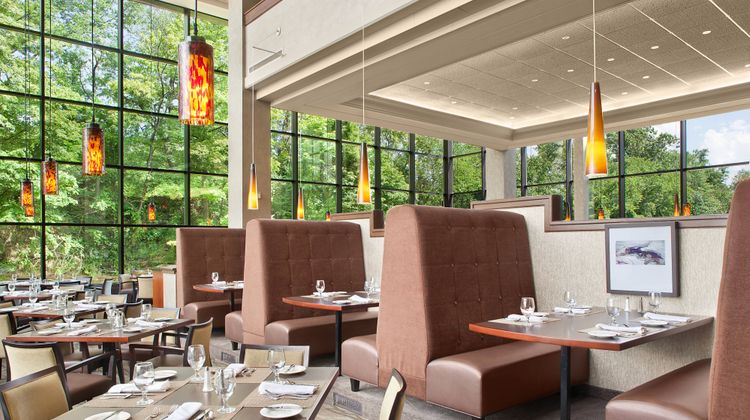 Sheraton Suites Akron Cuyahoga Falls Restaurant
