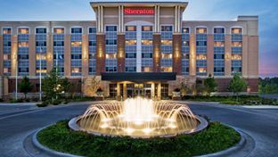 Sheraton St Paul Woodbury Hotel