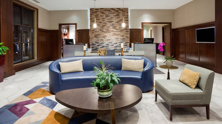 <b>Sheraton St Paul Woodbury Hotel Lobby</b>. Images powered by <a href="https://www.leonardoworldwide.com/" title="Leonardo Worldwide" target="_blank">Leonardo</a>.