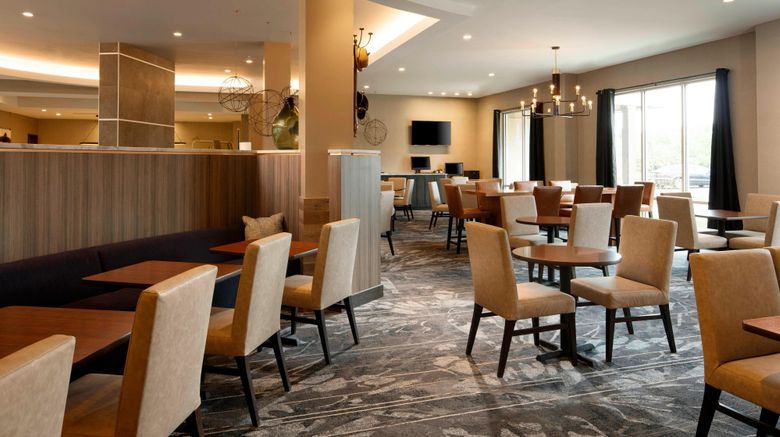<b>TownePlace Suites Louisville Northeast Restaurant</b>. Images powered by <a href="https://www.leonardoworldwide.com/" title="Leonardo Worldwide" target="_blank">Leonardo</a>.