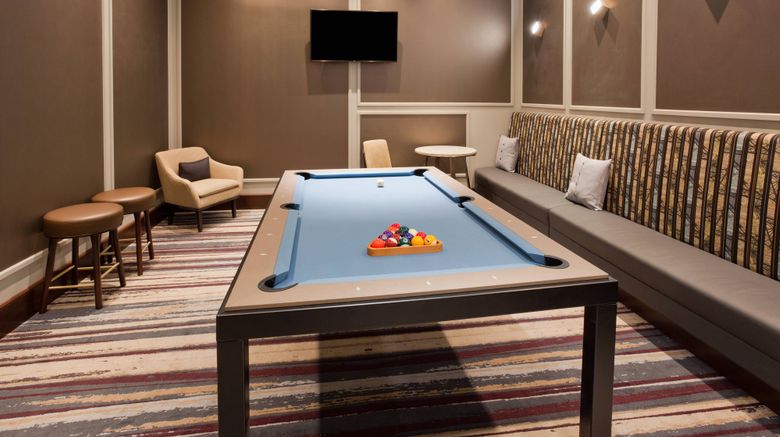 <b>Sheraton St Paul Woodbury Hotel Pool</b>. Images powered by <a href="https://www.leonardoworldwide.com/" title="Leonardo Worldwide" target="_blank">Leonardo</a>.