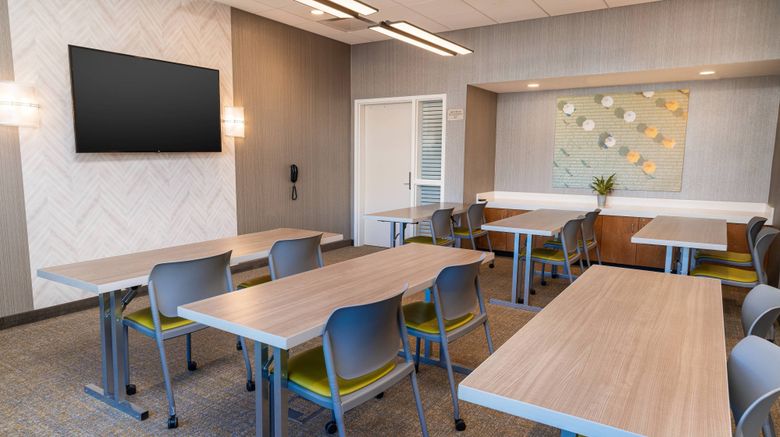 <b>SpringHill Suites Irvine Lake Forest Meeting</b>. Images powered by <a href="https://www.leonardoworldwide.com/" title="Leonardo Worldwide" target="_blank">Leonardo</a>.