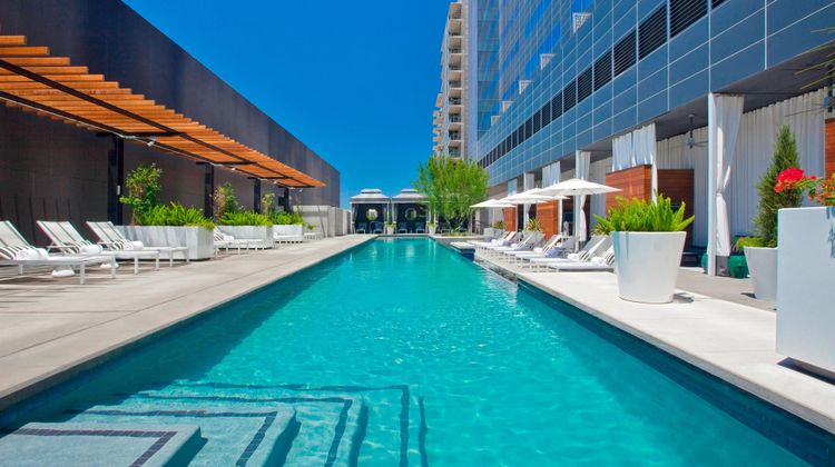 W Austin Pool