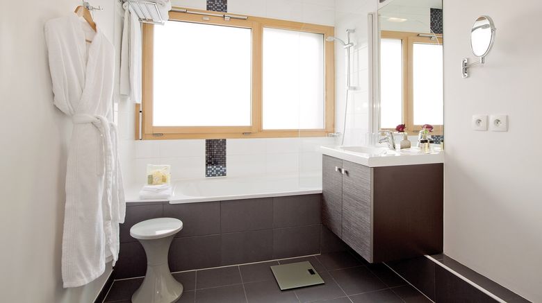<b>Residhome Paris Issy-les-Moulineaux Room</b>. Images powered by <a href="https://www.leonardoworldwide.com/" title="Leonardo Worldwide" target="_blank">Leonardo</a>.