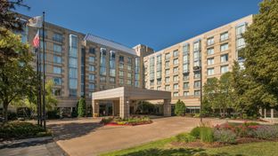 Sheraton Suites Chicago Elk Grove