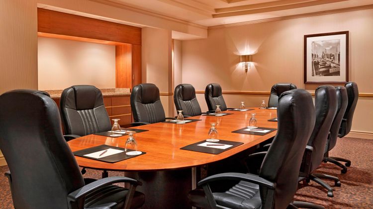 Sheraton Suites Chicago Elk Grove Meeting
