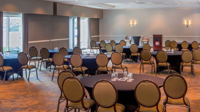 <b>Sheraton Suites Chicago Elk Grove Meeting</b>. Images powered by <a href="https://www.leonardoworldwide.com/" title="Leonardo Worldwide" target="_blank">Leonardo</a>.