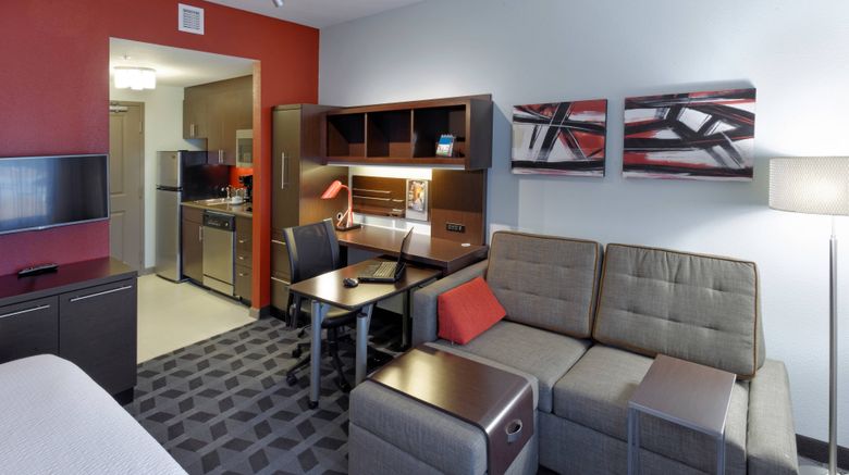 <b>TownePlace Suites Springfield Room</b>. Images powered by <a href="https://www.leonardoworldwide.com/" title="Leonardo Worldwide" target="_blank">Leonardo</a>.