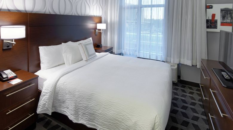 <b>TownePlace Suites Springfield Room</b>. Images powered by <a href="https://www.leonardoworldwide.com/" title="Leonardo Worldwide" target="_blank">Leonardo</a>.