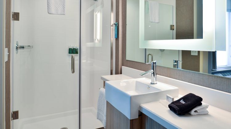 SpringHill Suites Springfield Southwest Room