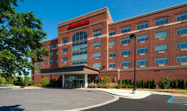 Sheraton Chicago Northbrook Hotel Exterior