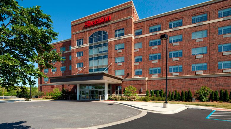 Sheraton Chicago Northbrook Hotel Exterior. Images powered by <a href="https://www.leonardoworldwide.com" target="_blank" rel="noopener">Leonardo</a>.