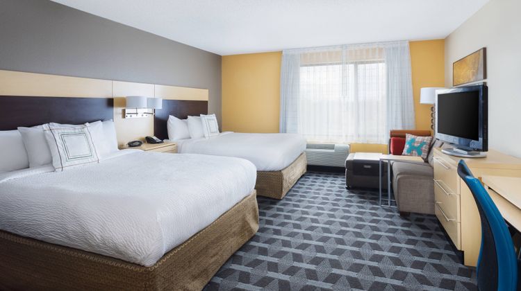 TownePlace Suites Shreveport Suite