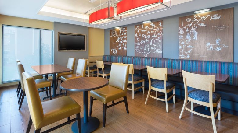 <b>TownePlace Suites Shreveport Restaurant</b>. Images powered by <a href="https://www.leonardoworldwide.com/" title="Leonardo Worldwide" target="_blank">Leonardo</a>.