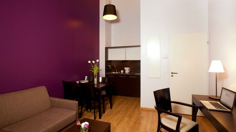 <b>Residhome Caserne De Bonne Suite</b>. Images powered by <a href="https://www.leonardoworldwide.com/" title="Leonardo Worldwide" target="_blank">Leonardo</a>.
