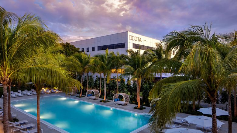 <b>Le Meridien Dania Beach at FLL Airport Pool</b>. Images powered by <a href="https://www.leonardoworldwide.com/" title="Leonardo Worldwide" target="_blank">Leonardo</a>.
