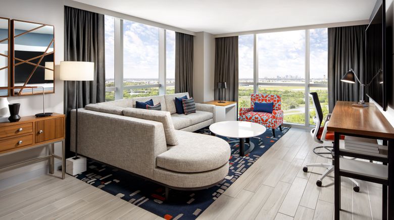 <b>Le Meridien Dania Beach at FLL Airport Room</b>. Images powered by <a href="https://www.leonardoworldwide.com/" title="Leonardo Worldwide" target="_blank">Leonardo</a>.