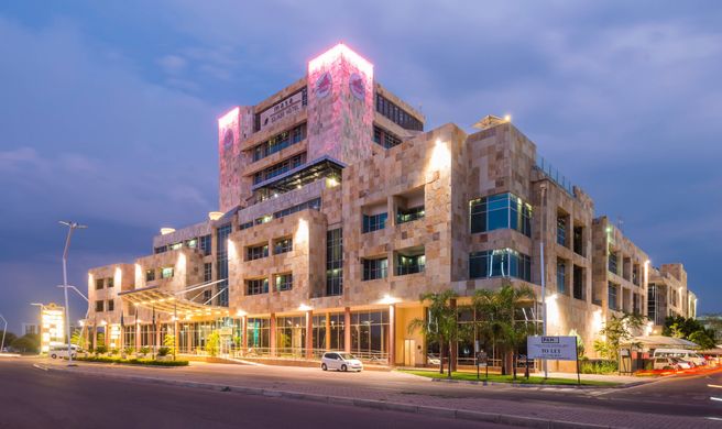 Protea Hotel Gaborone Masa Square Exterior