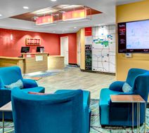 TownePlace Suites Bakersfield West Lobby
