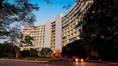 Lakeside Chalet-Marriott Executive Apts