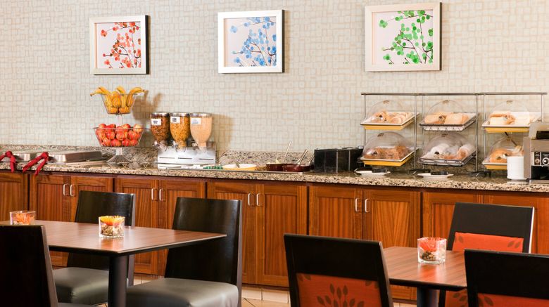 <b>Residence Inn Costa Mesa Newport Beach Restaurant</b>. Images powered by <a href="https://www.leonardoworldwide.com/" title="Leonardo Worldwide" target="_blank">Leonardo</a>.