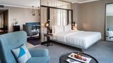 Le Meridien Hamburg Room