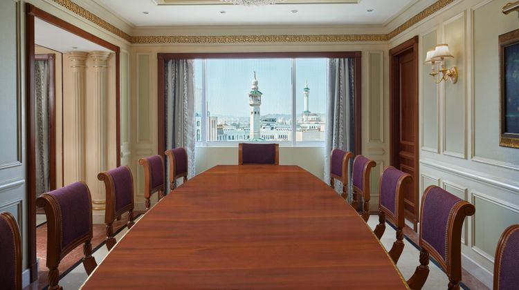 Le Meridien Makkah Suite