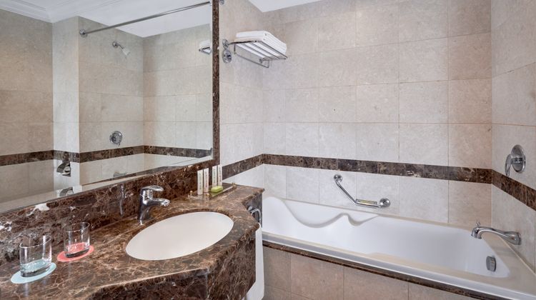 Le Meridien Makkah Room