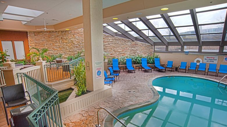 <b>Sheraton Westport Plaza Hotel St. Louis Pool</b>. Images powered by <a href="https://www.leonardoworldwide.com/" title="Leonardo Worldwide" target="_blank">Leonardo</a>.