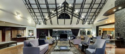 Protea Hotel Midrand Lobby