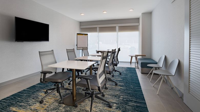 <b>TownePlace Suites Brentwood Meeting</b>. Images powered by <a href="https://www.leonardoworldwide.com/" title="Leonardo Worldwide" target="_blank">Leonardo</a>.