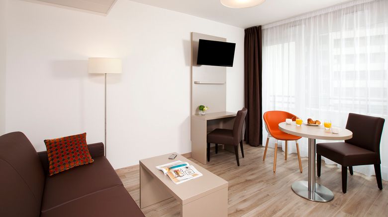<b>Residhome Paris Rosa Parks Suite</b>. Images powered by <a href="https://www.leonardoworldwide.com/" title="Leonardo Worldwide" target="_blank">Leonardo</a>.