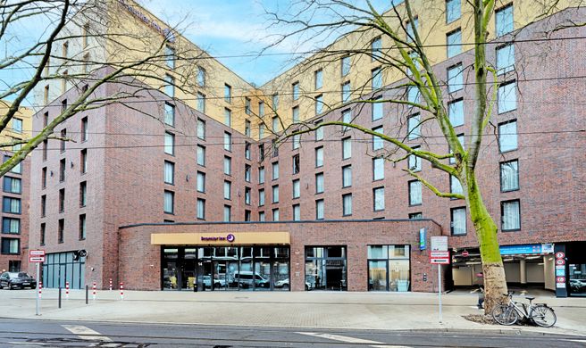Premier Inn Duesseldorf Friedrichstadt Exterior