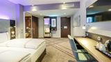 Premier Inn Duesseldorf Friedrichstadt Room