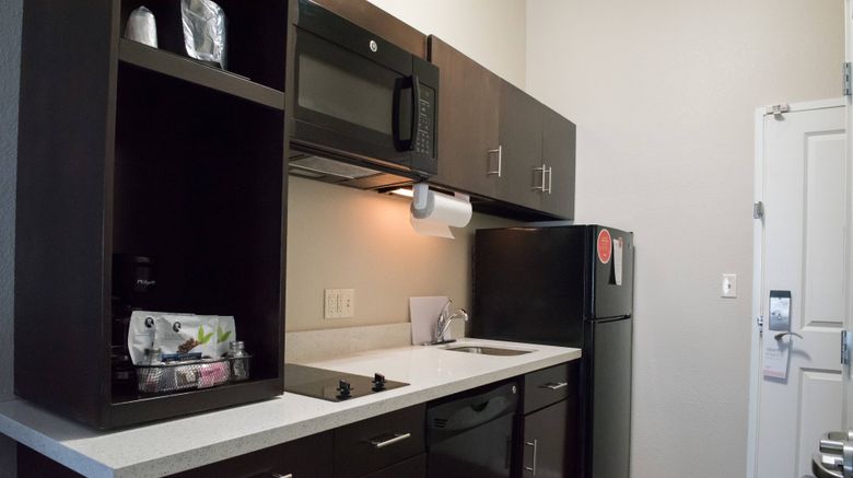 <b>TownePlace Suites Battle Creek Room</b>. Images powered by <a href="https://www.leonardoworldwide.com/" title="Leonardo Worldwide" target="_blank">Leonardo</a>.