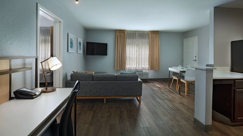 <b>TownePlace Sts by Marriott Baton Rouge S Room</b>. Images powered by <a href="https://www.leonardoworldwide.com/" title="Leonardo Worldwide" target="_blank">Leonardo</a>.