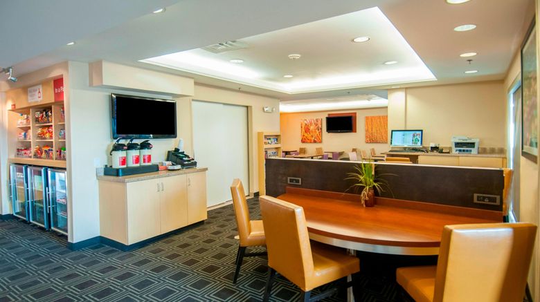 <b>TownePlace Suites Baton Rouge Gonzales Lobby</b>. Images powered by <a href="https://www.leonardoworldwide.com/" title="Leonardo Worldwide" target="_blank">Leonardo</a>.