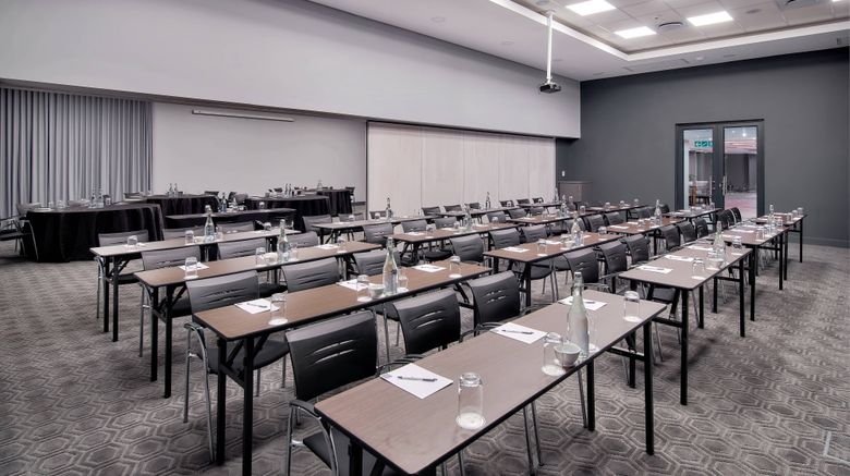 <b>Protea Hotel Pretoria Loftus Park Meeting</b>. Images powered by <a href="https://www.leonardoworldwide.com/" title="Leonardo Worldwide" target="_blank">Leonardo</a>.