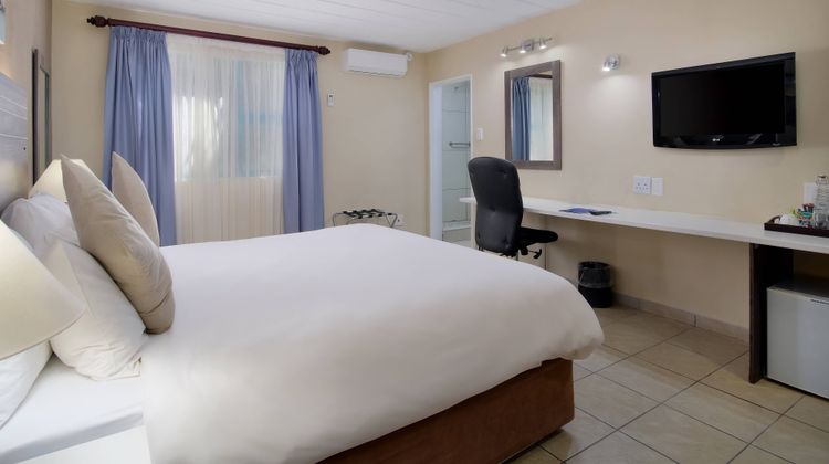Protea Hotel Landmark Room