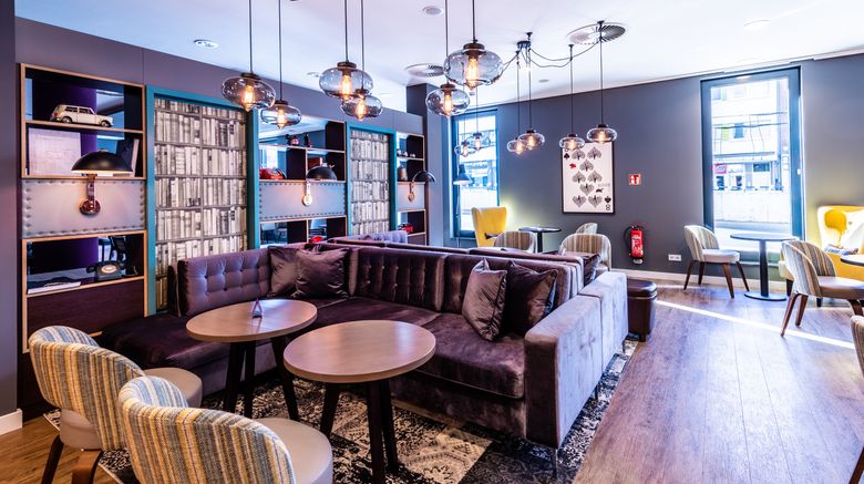 <b>Premier Inn Duesseldorf City Ost Lobby</b>. Images powered by <a href="https://www.leonardoworldwide.com/" title="Leonardo Worldwide" target="_blank">Leonardo</a>.