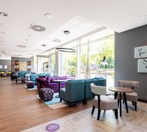 Premier Inn Essen City Hotel Lobby