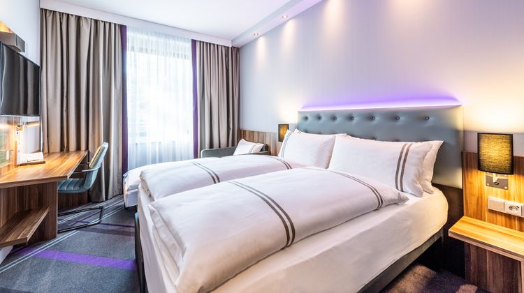 Premier Inn Essen City Hotel Room