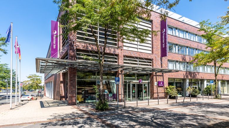 <b>Premier Inn Essen City Hotel Exterior</b>. Images powered by <a href="https://www.leonardoworldwide.com/" title="Leonardo Worldwide" target="_blank">Leonardo</a>.