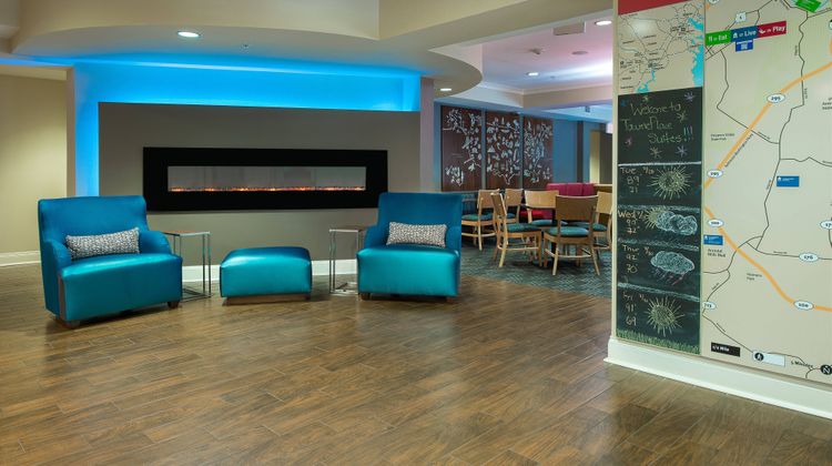 TownePlace Suites Baltimore BWI Airport Lobby