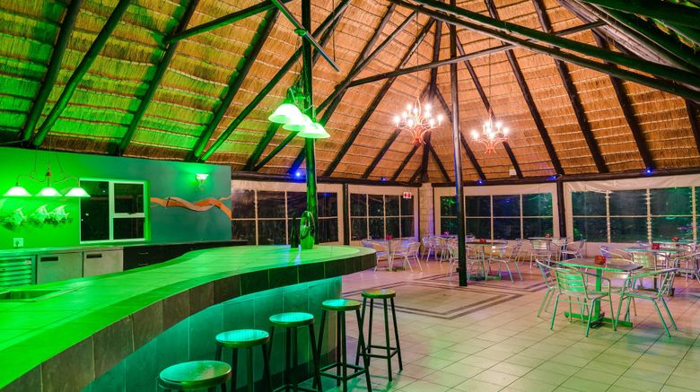 <b>Protea Hotel Umfolozi River Pool</b>. Images powered by <a href="https://www.leonardoworldwide.com/" title="Leonardo Worldwide" target="_blank">Leonardo</a>.