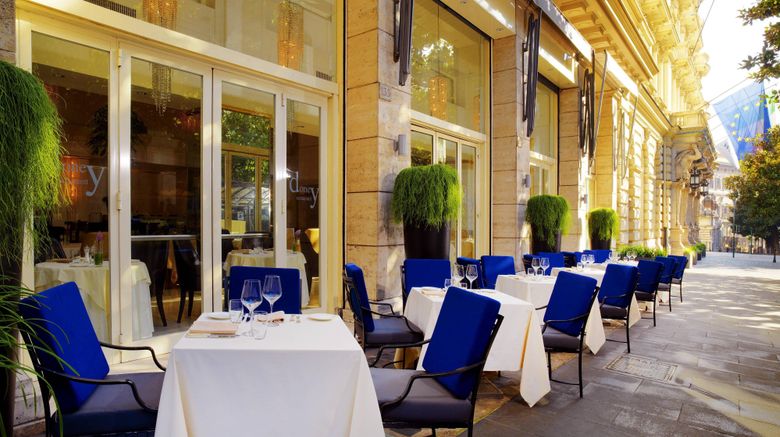 <b>The Westin Excelsior Rome Restaurant</b>. Images powered by <a href="https://www.leonardoworldwide.com/" title="Leonardo Worldwide" target="_blank">Leonardo</a>.