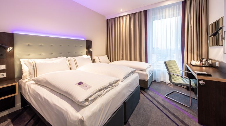 <b>Premier Inn Essen City Centre Room</b>. Images powered by <a href="https://www.leonardoworldwide.com/" title="Leonardo Worldwide" target="_blank">Leonardo</a>.
